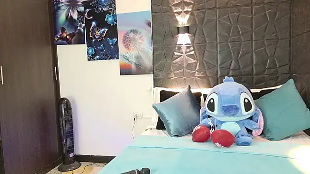 Snapshot of graceymilf666 chatting on September 13, 11:21 am graceymilf666 online show from September 13, 11:21 am