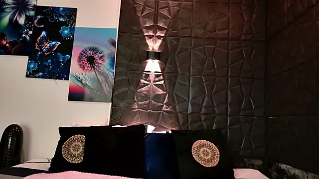 Snapshot of graceymilf666 chatting on November 27, 11:45 am graceymilf666 online show from November 27, 11:45 am