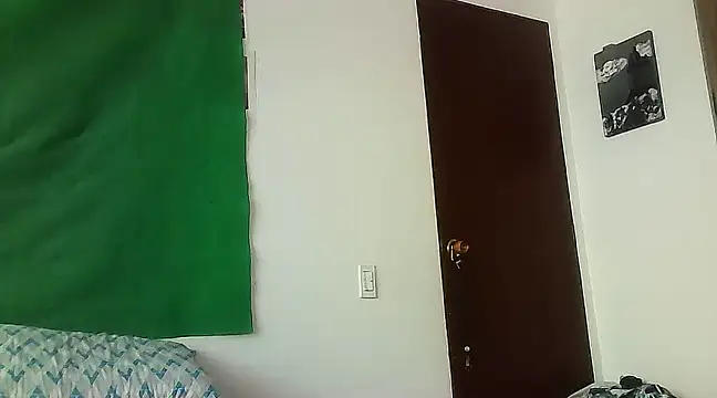 Scarlett Knox 69 online show from December 15, 4:04 pm