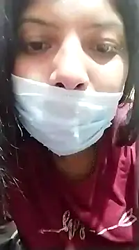 Snapshot of Hotty-Divya chatting on December 11, 4:53 pm Hotty-Divya online show from December 11, 4:53 pm