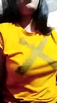 Snapshot of Hotty-Divya chatting on December 26, 1:32 pm Hotty-Divya online show from December 26, 1:32 pm