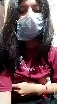 Snapshot of Hotty-Divya chatting on January 2, 2:33 am Hotty-Divya online show from January 2, 2:33 am