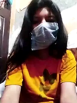 Snapshot of Hotty-Divya chatting on January 8, 9:00 am Hotty-Divya online show from January 8, 9:00 am