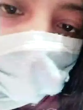 Snapshot of Hotty-Divya chatting on January 15, 2:13 pm Hotty-Divya online show from January 15, 2:13 pm