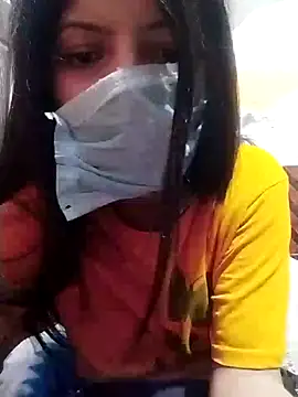 Snapshot of Hotty-Divya chatting on January 22, 2:03 pm Hotty-Divya online show from January 22, 2:03 pm