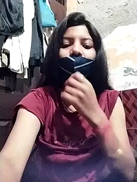 Snapshot of Hotty-Divya chatting on March 23, 8:26 am Hotty-Divya online show from March 23, 8:26 am