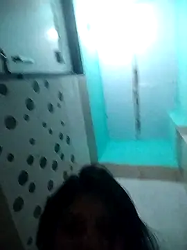 Snapshot of Hotty-Divya chatting on October 22, 2:12 am Hotty-Divya online show from October 22, 2:12 am