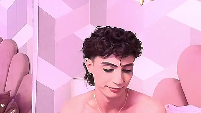 Snapshot of KylieMonnett chatting on November 14, 9:24 pm KylieMonnett online show from November 14, 9:24 pm