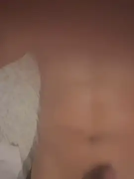 Snapshot of lucca07112 chatting on February 22, 6:17 am lucca07112 online show from February 22, 6:17 am