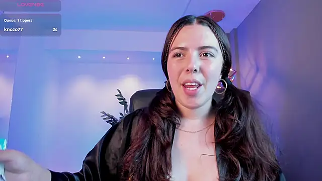 Snapshot of Lyssa_Muller chatting on January 31, 5:32 pm Lyssa Muller online show from January 31, 5:32 pm