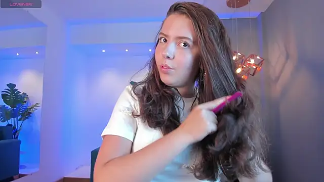 Snapshot of Lyssa_Muller chatting on February 15, 1:27 pm Lyssa Muller online show from February 15, 1:27 pm