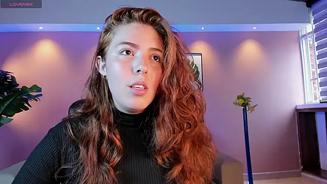 Snapshot of Lyssa_Muller chatting on March 10, 12:26 pm Lyssa Muller online show from March 10, 12:26 pm