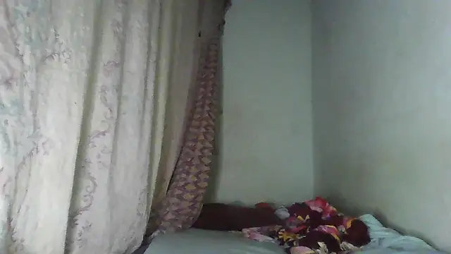 Snapshot of thasmyni chatting on March 12, 5:35 am thasmyni online show from March 12, 5:35 am