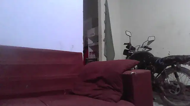 Snapshot of thasmyni chatting on September 20, 11:28 pm thasmyni online show from September 20, 11:28 pm