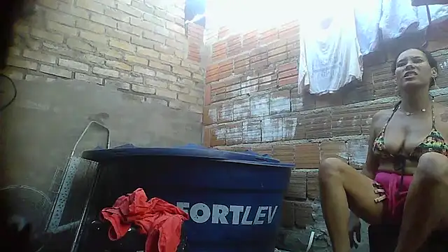 Snapshot of thasmyni chatting on October 28, 6:54 pm thasmyni online show from October 28, 6:54 pm