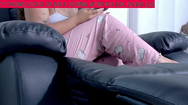 latinfeet-qos online show from July 21, 3:09 am