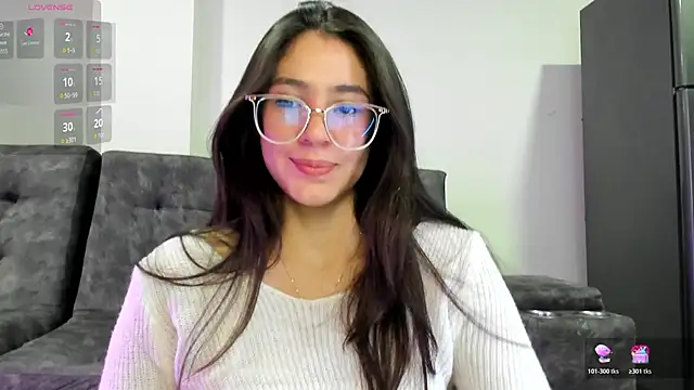 emmadiaz1 online show from January 13, 2:50 am