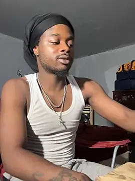 SluttyLyfe4L online show from November 18, 1:11 am