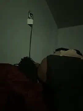 SluttyLyfe4L online show from May 1, 10:09 am