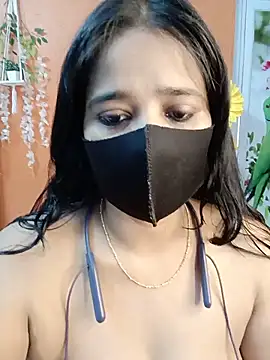 Snapshot of Sony-Model chatting on June 15, 5:09 am Sony-Model online show from June 15, 5:09 am
