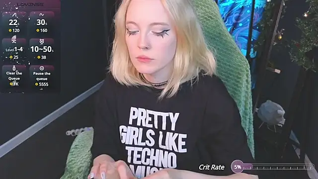 Snapshot of Crackling_Tatii chatting on January 16, 3:23 am Crackling Tatii online show from January 16, 3:23 am