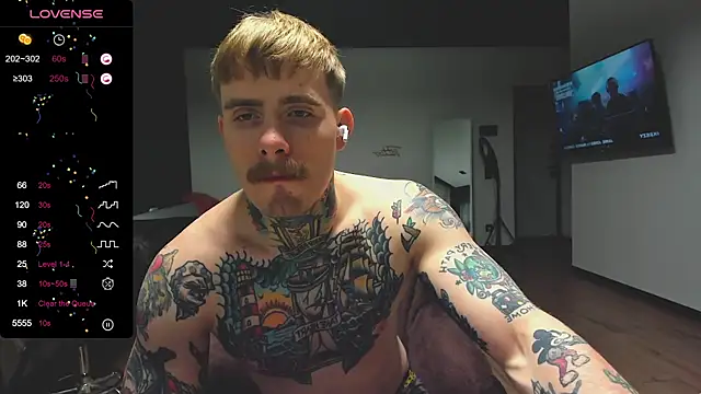 Snapshot of white_King9999 chatting on December 8, 2:09 pm white King9999 online show from December 8, 2:09 pm