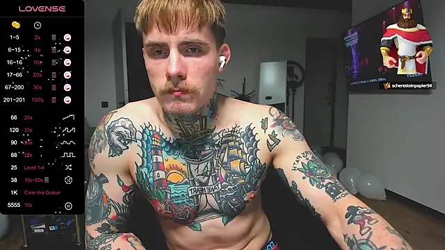 Snapshot of white_King9999 chatting on December 29, 4:30 pm white King9999 online show from December 29, 4:30 pm