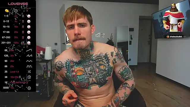 Snapshot of white_King9999 chatting on January 9, 11:14 am white King9999 online show from January 9, 11:14 am