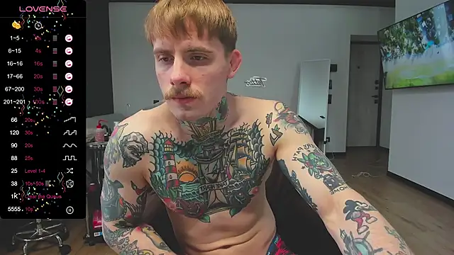 Snapshot of white_King9999 chatting on February 17, 12:38 pm white King9999 online show from February 17, 12:38 pm