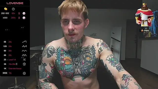 Snapshot of white_King9999 chatting on March 16, 5:07 pm white King9999 online show from March 16, 5:07 pm