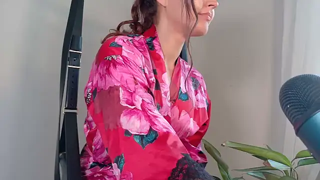 Snapshot of MistressKatie13xxx chatting on November 23, 6:41 pm MistressKatie13xxx online show from November 23, 6:41 pm