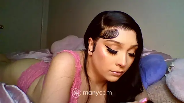 Snapshot of bambibarbi chatting on June 10, 5:39 am bambibarbi online show from June 10, 5:39 am