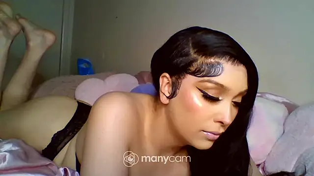 Snapshot of bambibarbi chatting on June 12, 4:44 am bambibarbi online show from June 12, 4:44 am