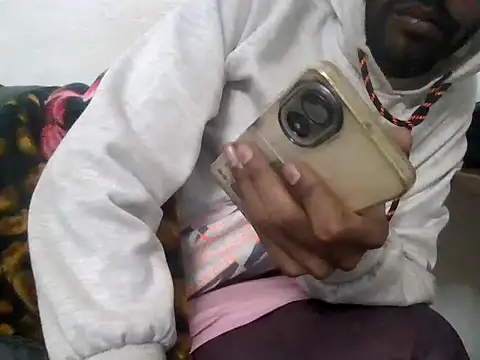 Snapshot of devilsam3327 chatting on November 11, 1:55 pm devilsam3327 online show from November 11, 1:55 pm