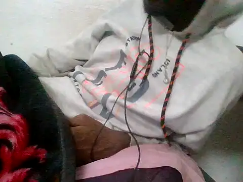 Snapshot of devilsam3327 chatting on November 29, 9:29 pm devilsam3327 online show from November 29, 9:29 pm