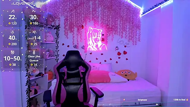 cat kitty18  online show from February 28, 7:46 pm