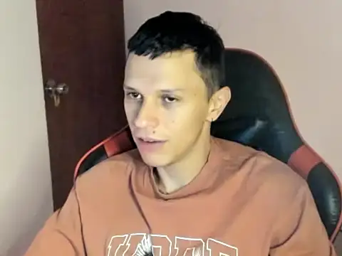 goodboy69l online show from April 25, 1:52 pm