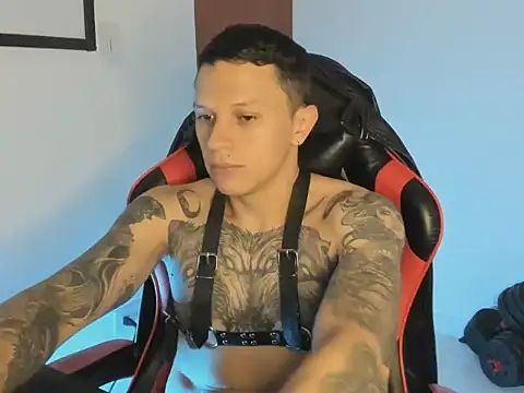 Snapshot of goodboy69l chatting on July 23, 5:22 pm goodboy69l online show from July 23, 5:22 pm