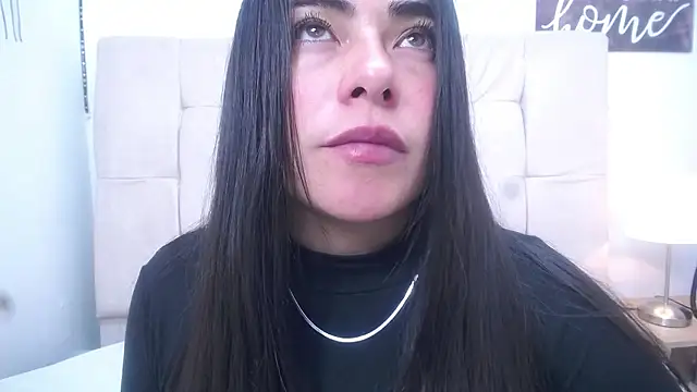 Snapshot of missexy303av chatting on December 8, 10:57 pm missexy303av online show from December 8, 10:57 pm