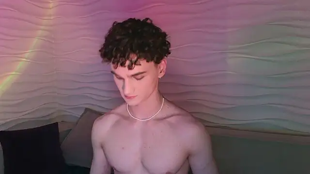 adam 21cm   online show from December 8, 7:11 pm