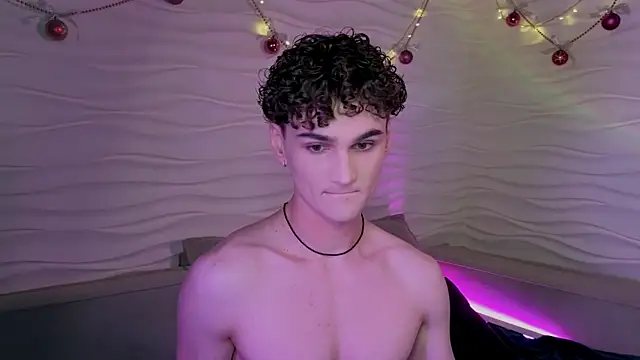 adam 21cm   online show from January 12, 4:40 pm