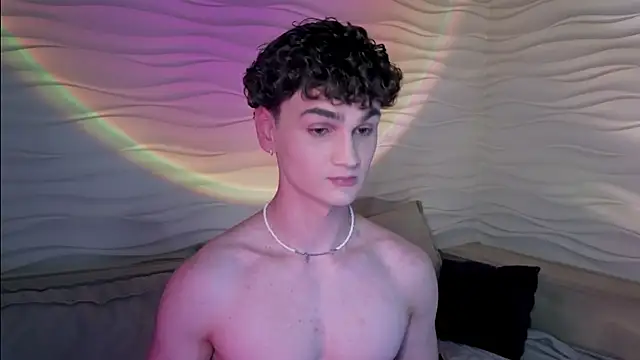 adam 21cm   online show from February 9, 11:15 pm