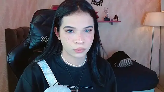 Snapshot of andy_bell_x chatting on September 28, 6:13 pm andy bell x online show from September 28, 6:13 pm