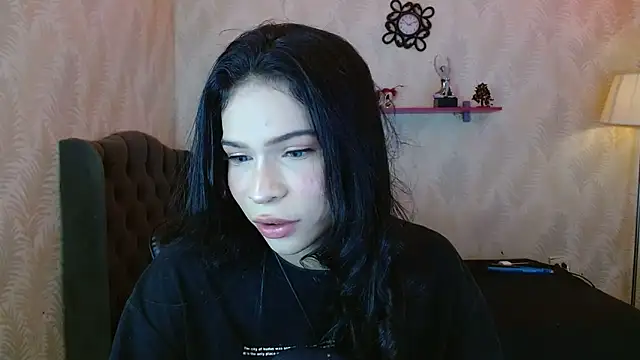 Snapshot of andy_bell_x chatting on October 11, 4:55 am andy bell x online show from October 11, 4:55 am