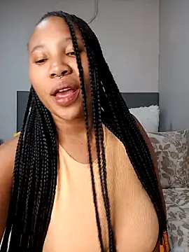 DrippinCaramelCutie online show from May 5, 9:45 pm