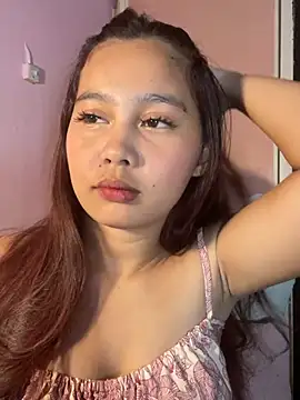ursweet babygirl online show from April 5, 5:21 pm