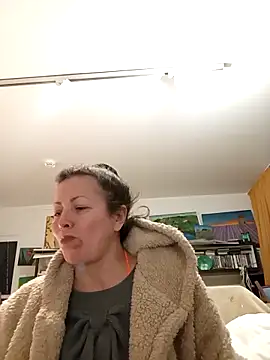 MariaAnaSunshine online show from October 6, 9:45 pm