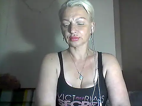 MaryJane441 online show from July 11, 10:11 pm
