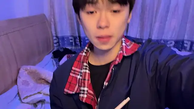 xiaottt1918 online show from January 9, 1:24 pm
