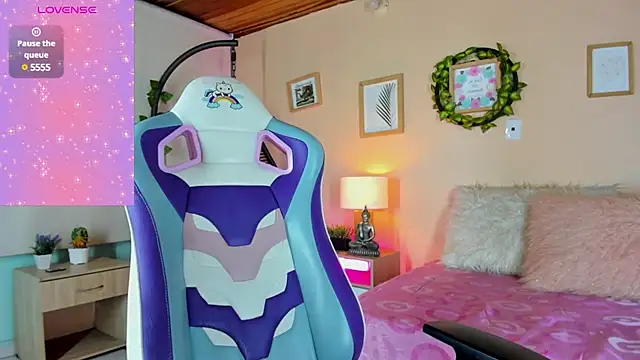 honey fox1 online show from March 15, 12:04 am